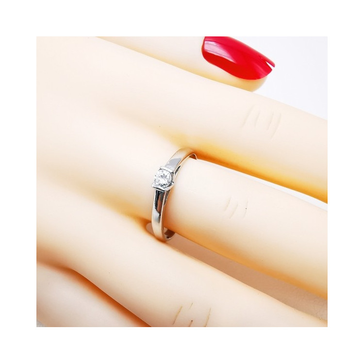 Bague Solitaire "Amour Absolu" Diamant 0.10 ct Or Blanc 750 - 18 carats Bague de fiançailles