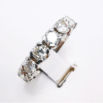 Alliance Diamants 1.68 carat Serti Griffes Or Blanc 750 - 18 carats