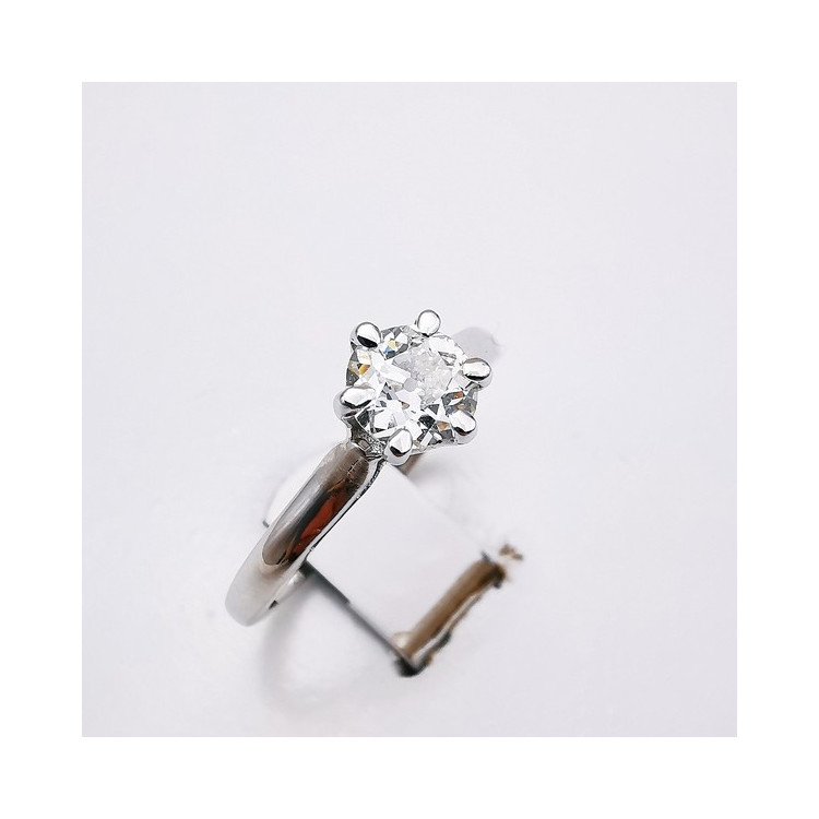 Bague Solitaire Diamant 0.62 ct Or Blanc 750 - 18 carats (Bijou d'occasion)