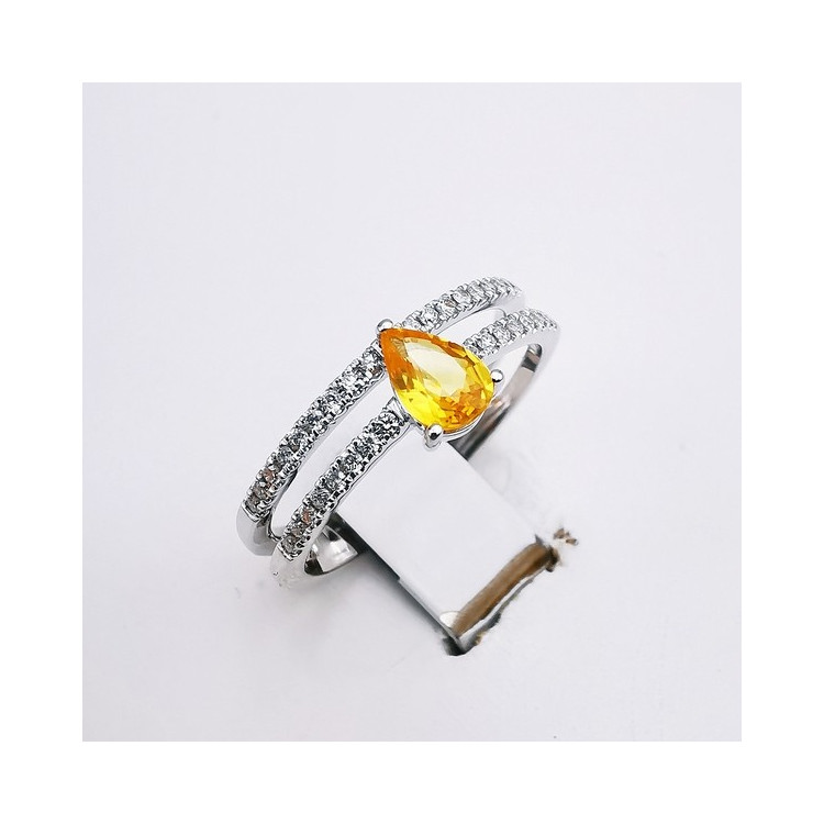 Bague "Sunshine" Saphir Jaune Diamants Or Blanc 750 - 18 carats