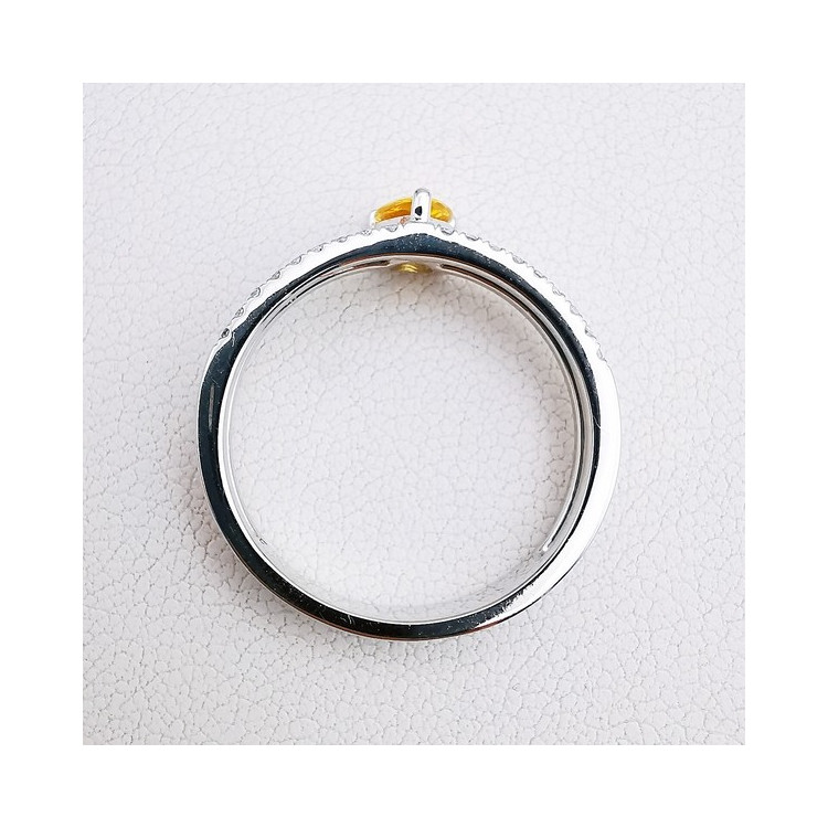 Bague "Sunshine" Saphir Jaune Diamants Or Blanc 750 - 18 carats