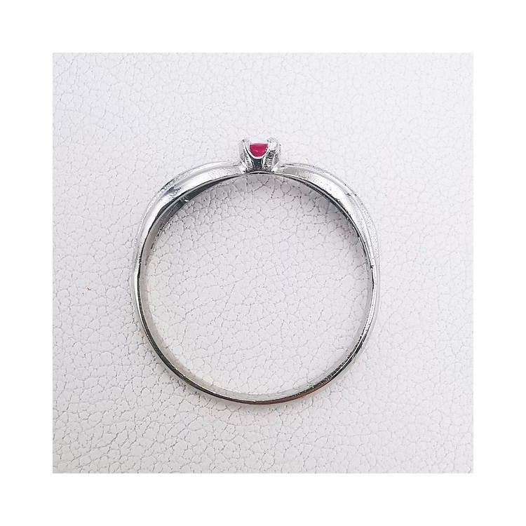 Bague Rubis Or Blanc 750 - 18 carats