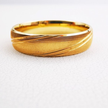 Alliance "Diagonale Nacrée" Or Jaune  750 - 18 carats