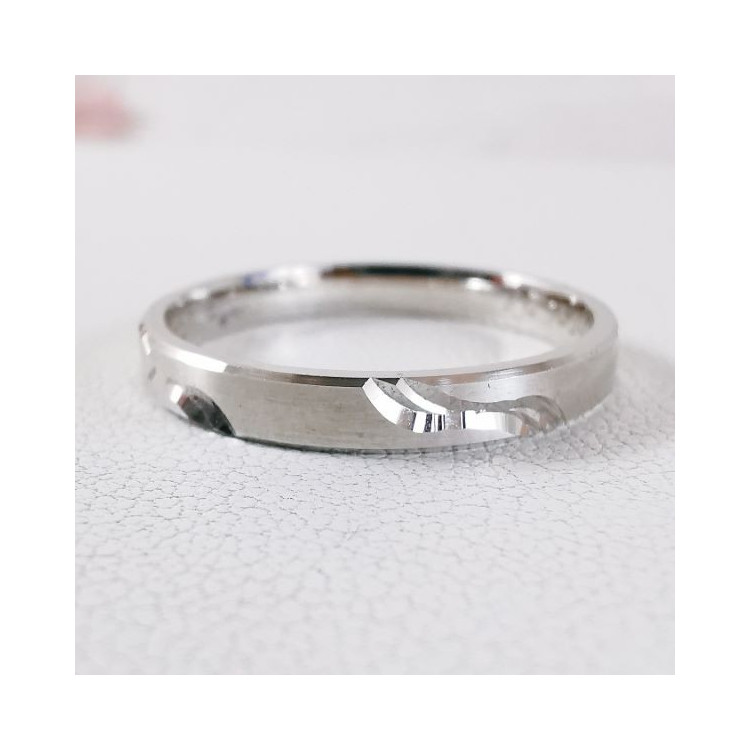 Alliance Ciselée Or Blanc 750 - 18 carats