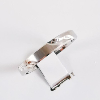 Alliance Ciselée Or Blanc 750 - 18 carats
