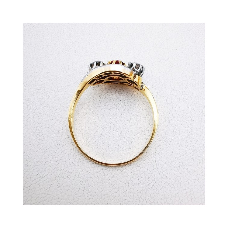 Bague ancienne Rubis Diamants Or Jaune 750 - 18 carats (Bijou d'occasion)