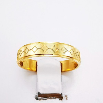 Alliance "Print Carré" 4 mm Or Jaune 750 - 18 carats