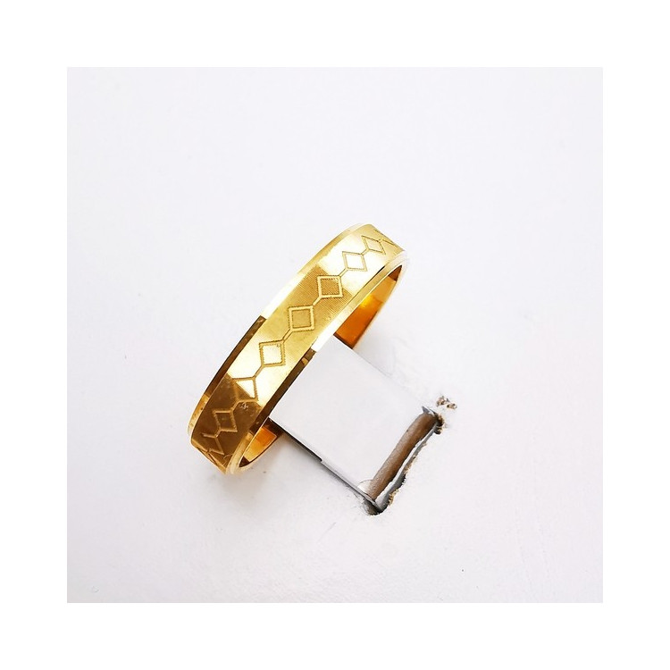 Alliance "Print Carré" 4 mm Or Jaune 750 - 18 carats