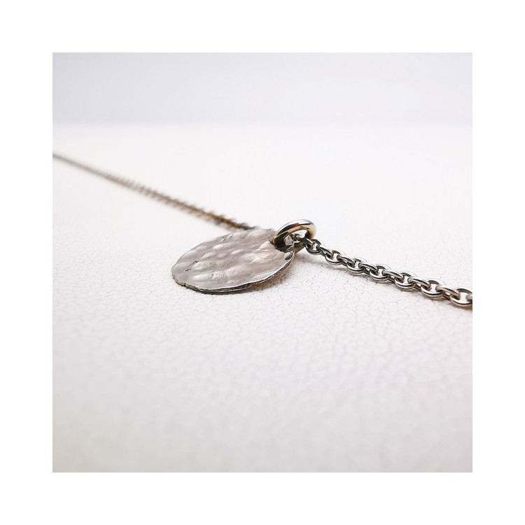 Chaîne de Cheville Médaille martelée Or Blanc 750 - 18 carats