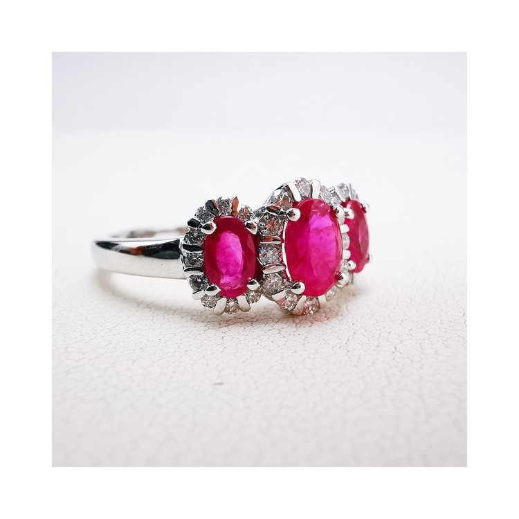 Bague Rubis Diamants Ligne Vendôme Or Blanc 750 - 18 carats