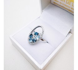 Bague "Blue Ice" Topazes Diamants Or Blanc 750 - 18 carats