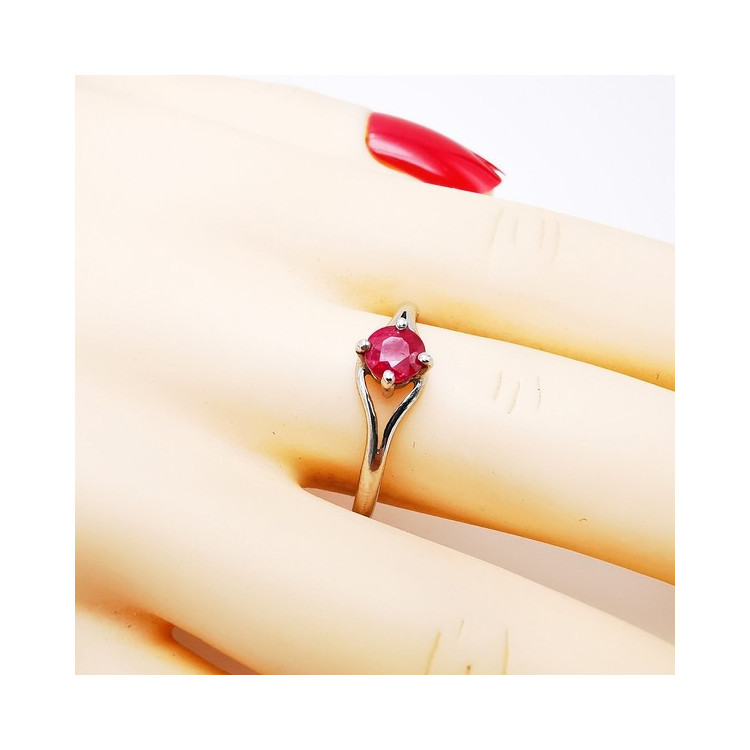 Bague Rubis Or Blanc 750 - 18 carats