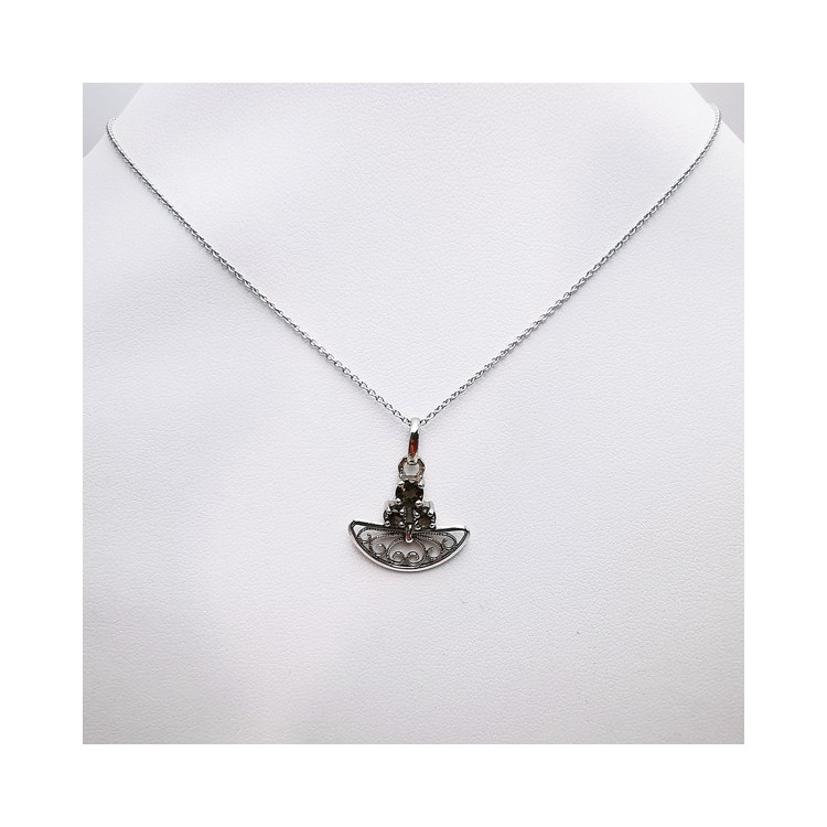 Collier "Féminessence" Or blanc 750 - 18 carats