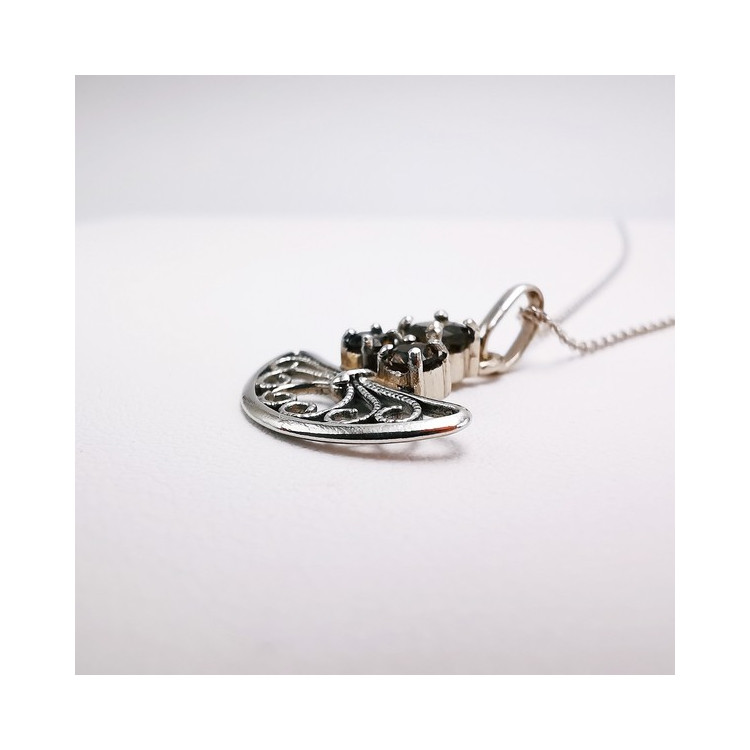 Collier "Féminessence" Or blanc 750 - 18 carats