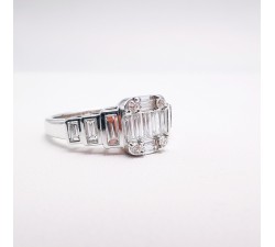 Bague "CHARM" Diamants Ligne Vendôme Or blanc 750 - 18 carats