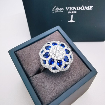 Bague "Empire" Saphirs Diamants Ligne Vendôme Or Blanc 750 - 18 carats