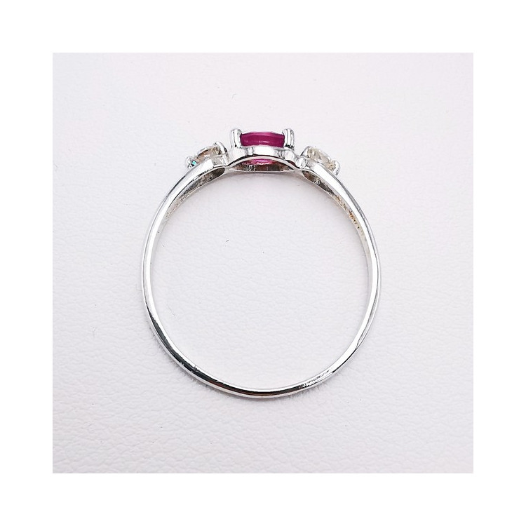Bague "Essence Précieuse" Saphir Rose et Diamants Or Blanc 750 - 18 carats