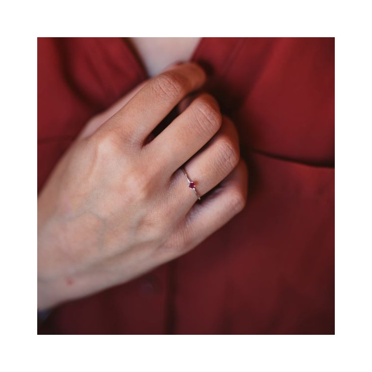 Bague "Origine" Rubis Petit Modèle Or Blanc 750 - 18 carats