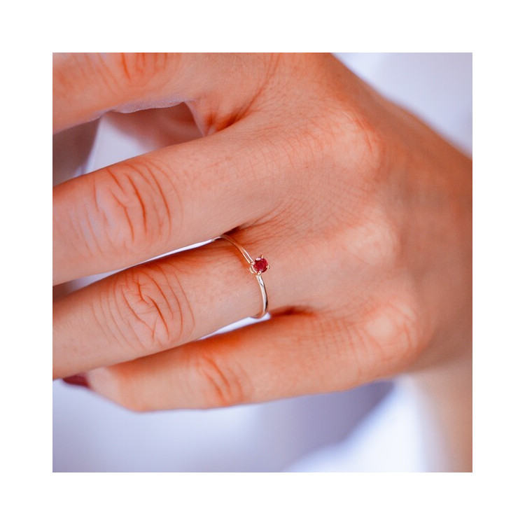Bague "Origine" Rubis Petit Modèle Or Jaune 750 - 18 carats
