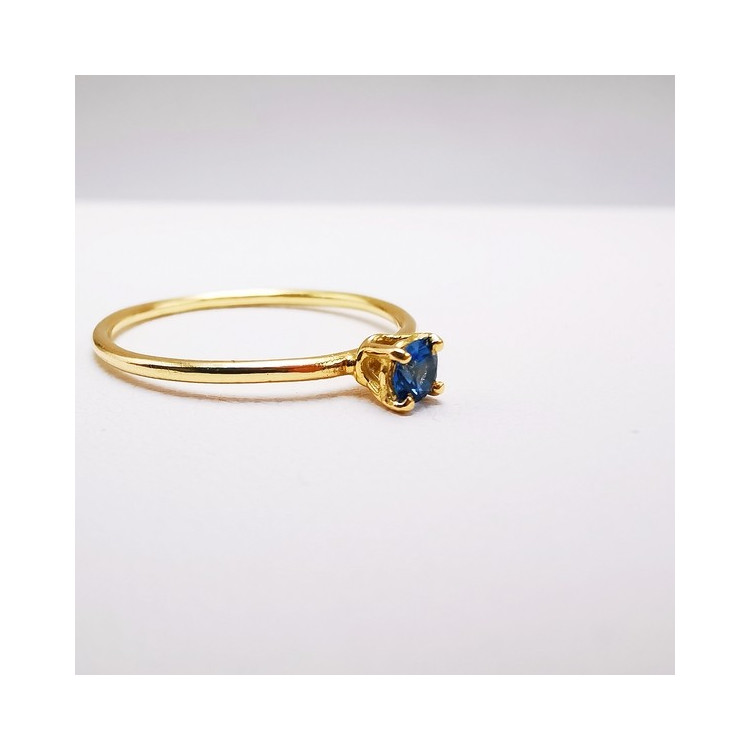 Bague "Origine" Saphir Petit Modèle Or Jaune 750 - 18 carats