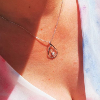 Pendentif "Diamant à Bascule" 0.11 carat Or Blanc 750 - 18 carats