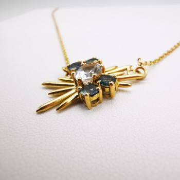 Collier Aigue Marine et Saphirs verts Or Jaune 750 - 18 carats Pièce Unique