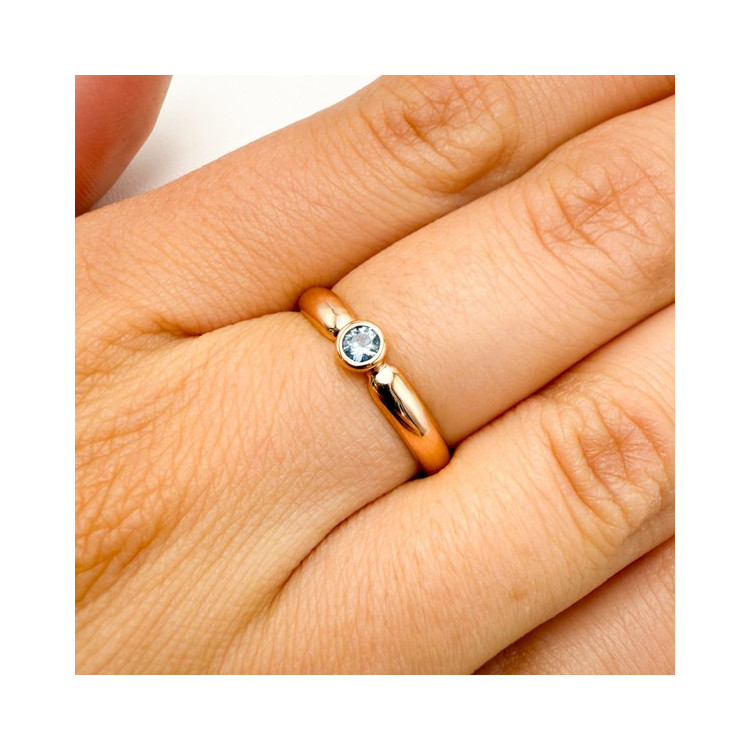 Bague "Emotion" Saphir Bleu clair Or Rose 750 - 18 carats