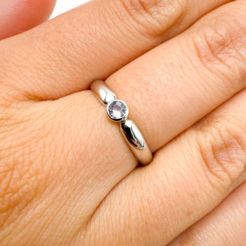 Bague "ÉMOTION" Saphir Violet Or Blanc 750 - 18 carats