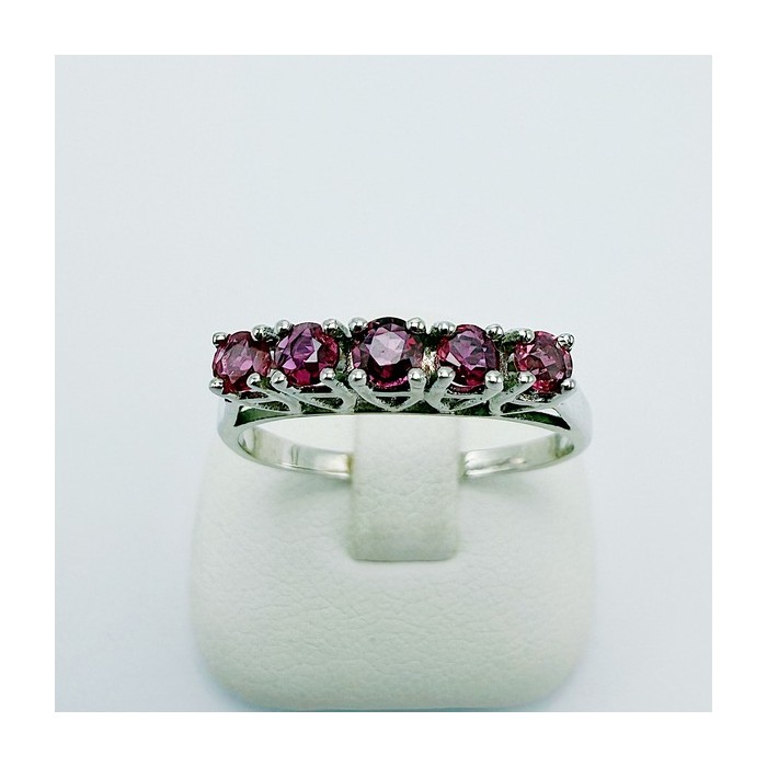 Bague Rubis Or blanc 750 - 18 carats (Bijou d'Occasion) Bague Rubis Or blanc 750 - 18 carats (Bijou d'Occasion)