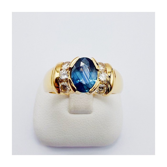 Bague Saphir et Diamants Or Jaune 750 - 18 carats (Bijou d'occasion) Bague Saphir et Diamants Or Jaune 750 - 18 carats (Bijou d'occasion)