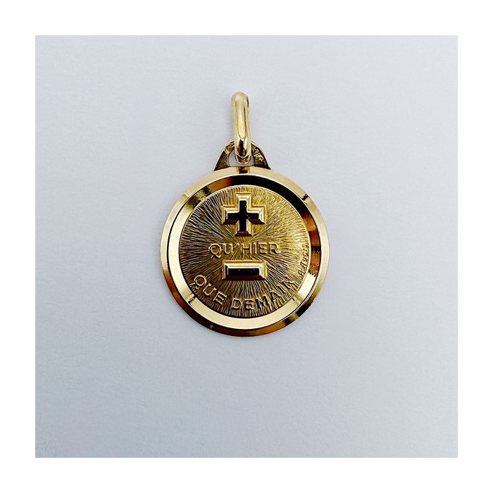 Médaille d'amour Or Jaune 750 - 18 carat (Bijou d'occasion) Médaille d'amour Or Jaune 750 - 18 carat (Bijou d'occasion)