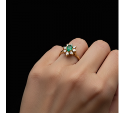 Bague "Little Lady" Emeraude Diamants Or Jaune 750 - 18 carats