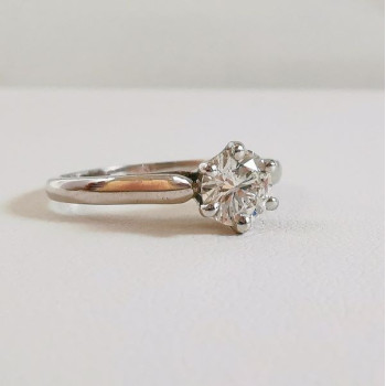 Bague Solitaire Diamant 0.76ct Or blanc 750 - 18 carats