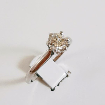 Bague Solitaire Diamant 0.76ct Or blanc 750 - 18 carats