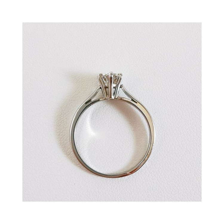 Bague Solitaire Diamant 0.76ct Or blanc 750 - 18 carats