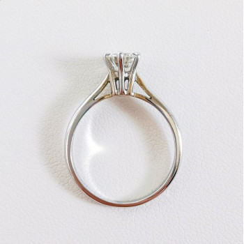 Bague Solitaire Diamant 0.56 carat Or Blanc 750 - 18 carats