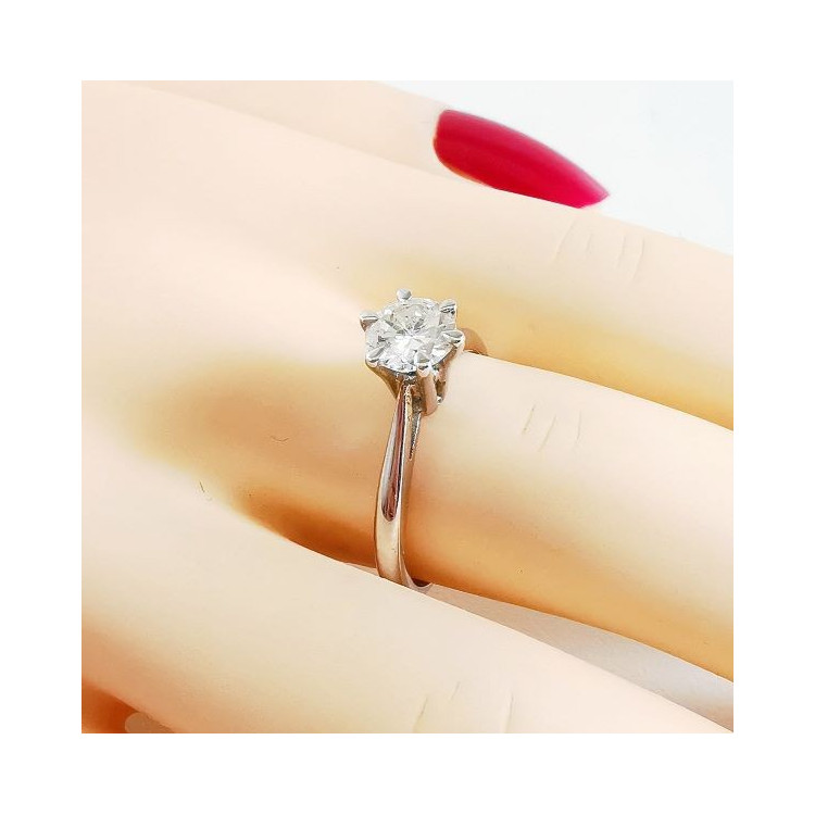 Bague Solitaire Diamant 0.56 carat Or Blanc 750 - 18 carats
