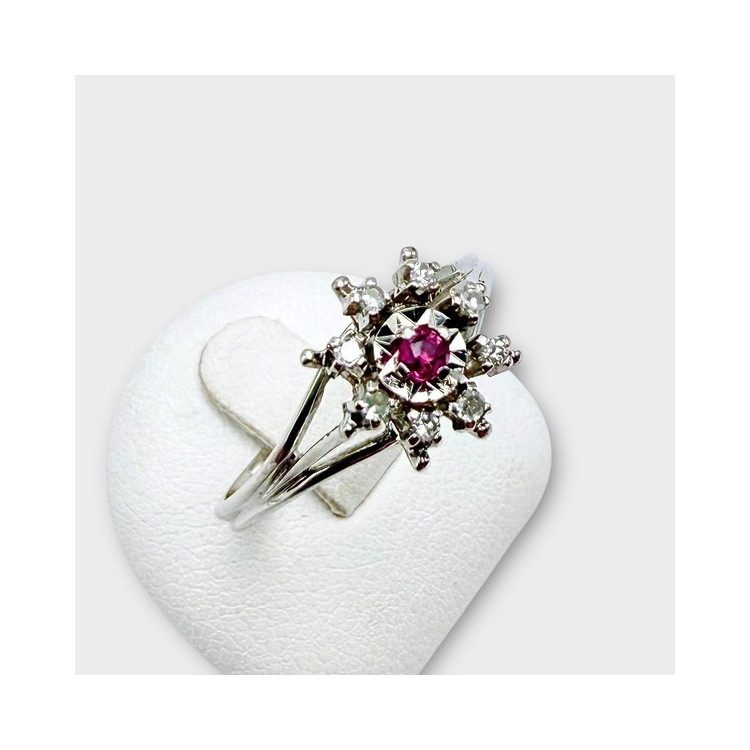 Bague Rubis Entourage Diamants Or Blanc 750 - 18 carats (Bijou Occasion)