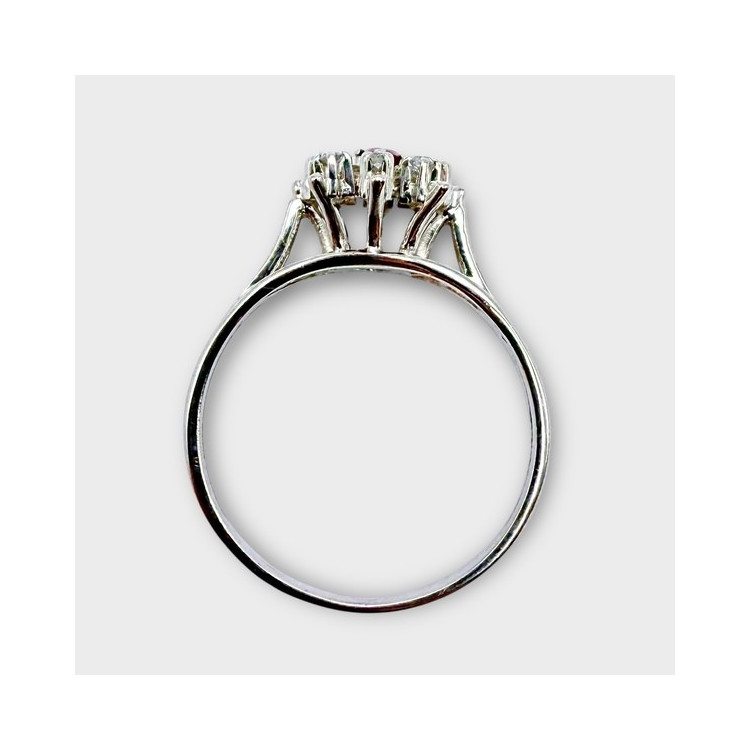 Bague Rubis Entourage Diamants Or Blanc 750 - 18 carats (Bijou Occasion)