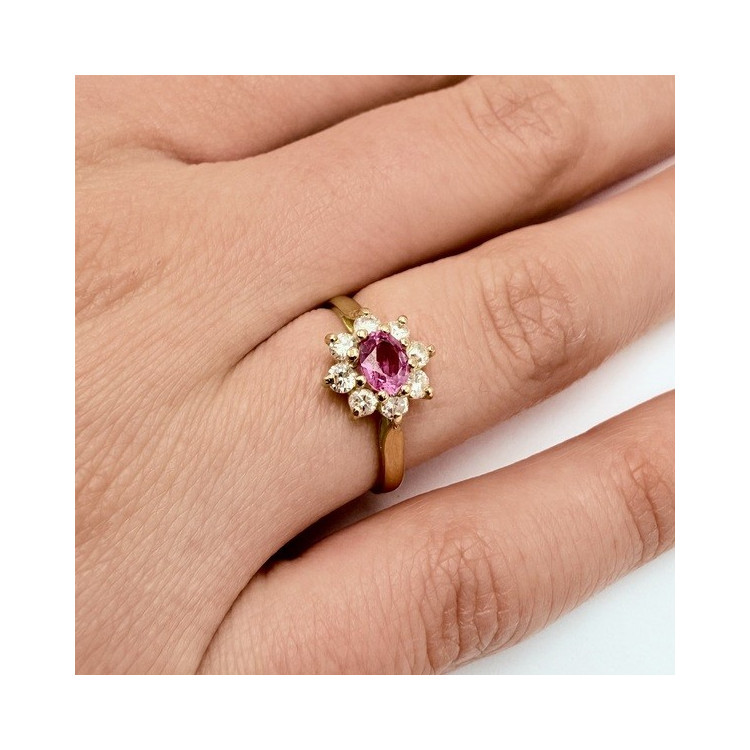 Bague "Baby Lady" Saphir rose Entourage Diamants Or Jaune 750 - 18 carats