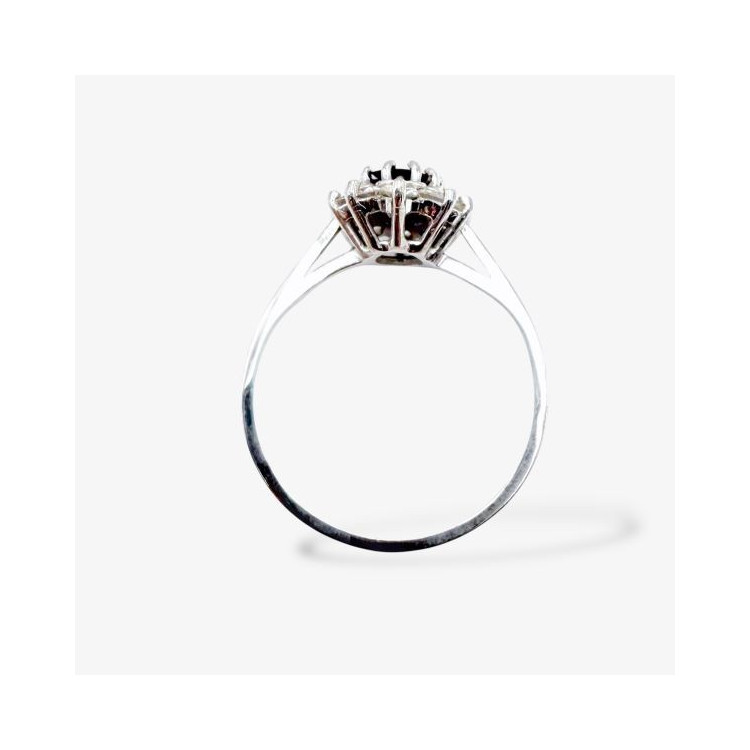 Bague "Lady" Saphir entourage Diamants Or Blanc 750 - 18 carats