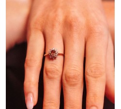 Bague "Lady" Saphir Champagne entourage Diamants Or Rose 750 - 18 carats