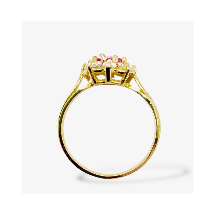 Bague "Baby Lady" Saphir rose Entourage Diamants Or Jaune 750 - 18 carats