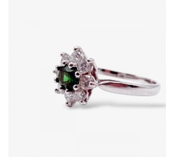 Bague "Baby Lady" Tsavorite Entourage Diamants Or Blanc 750 - 18 carats