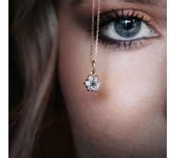 Collier "Lady Romantique" Emeraude Diamants Or Jaune 750 - 18 carats