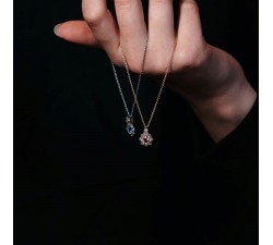 Collier "Lady Marquise" Saphir Bleu entourage Diamants de Synthèse Or Blanc 750 - 18 carats