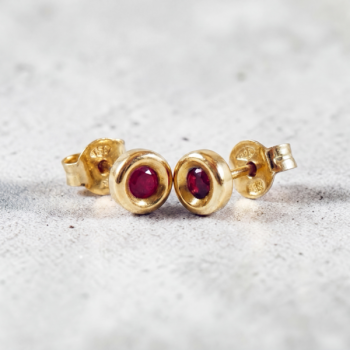 Boucles d'Oreilles Puces Rubis Or Jaune 750 - 18 carats