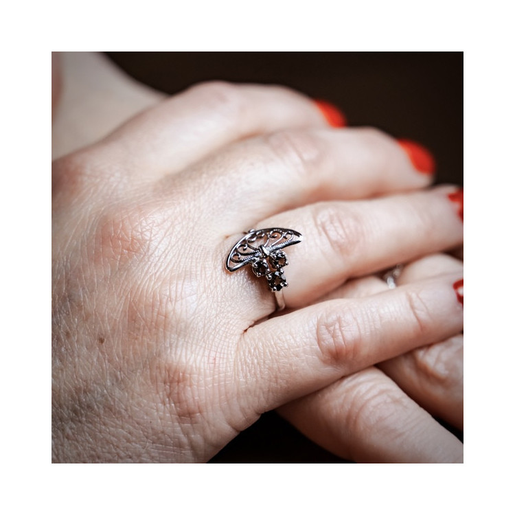 Bague "Féminessence" Quartz Fumé Or Blanc 750 - 18 carats