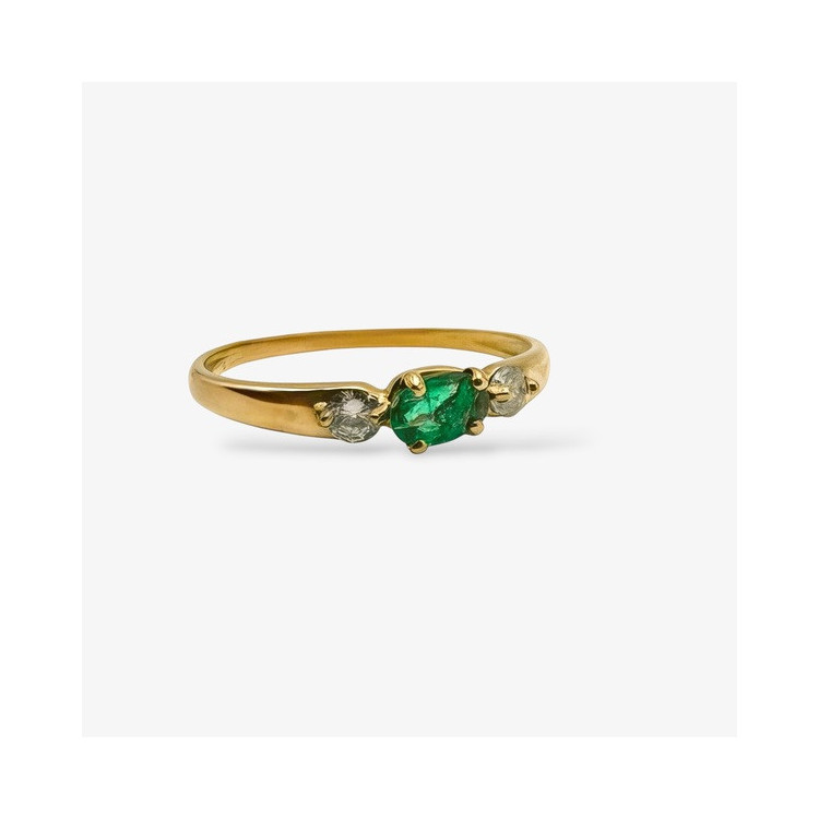 Bague "Essence Précieuse" Emeraude et Diamants Or Jaune 750 - 18 carats