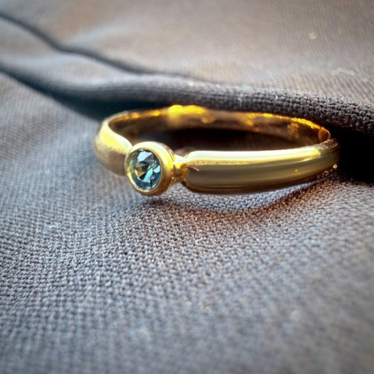 Bague "ÉMOTION" Saphir Bleu Vert Or Jaune 750 - 18 carats